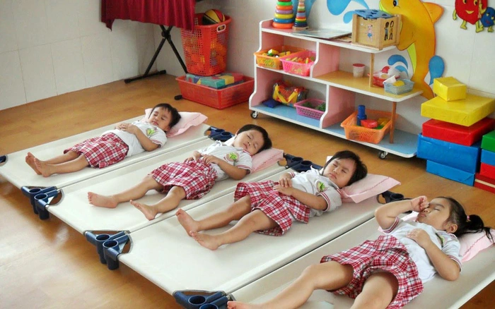 Ngủ trưa