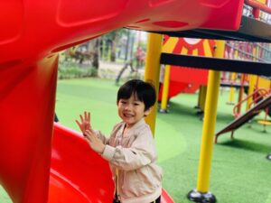 Sân chơi ngoài trời an toàn